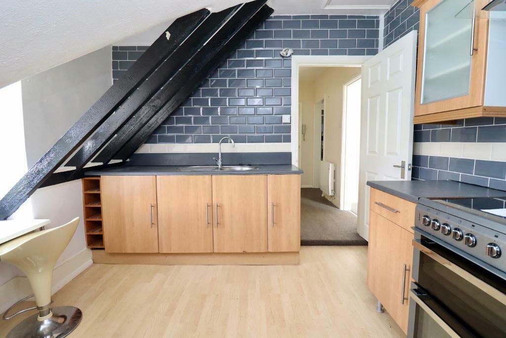 Additional image 5 of Castle Avenue, Dover, Kent, CT16 1HA