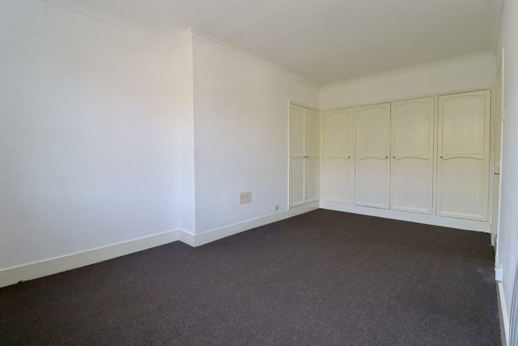 Additional image 10 of Castle Avenue, Dover, Kent, CT16 1HA