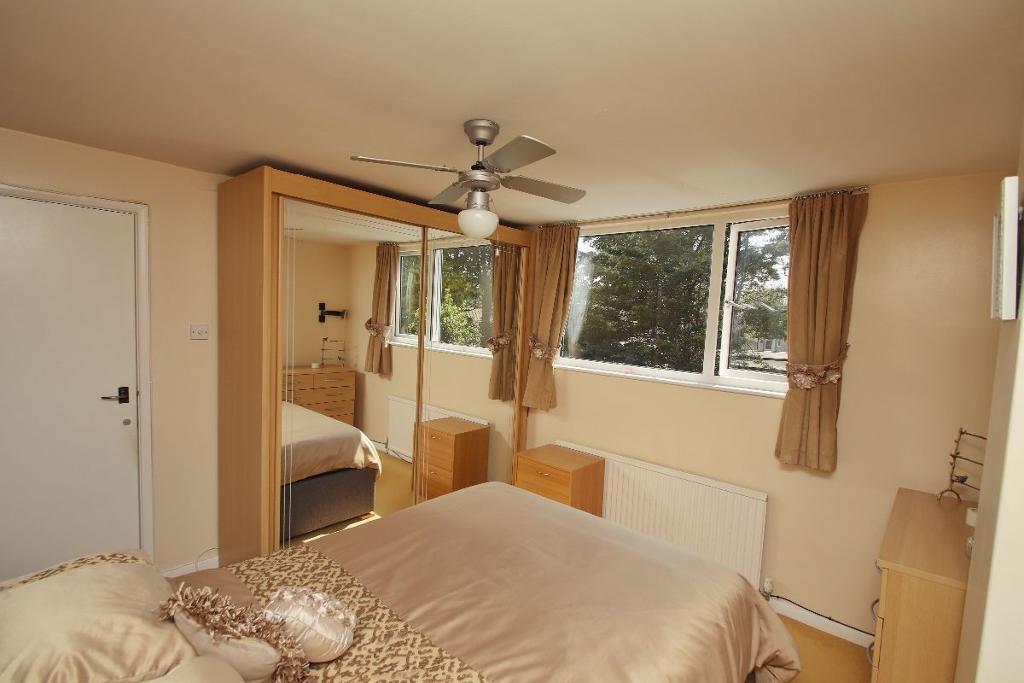 Additional property image - Albion Road, Broadstairs, Kent, CT10 2UP