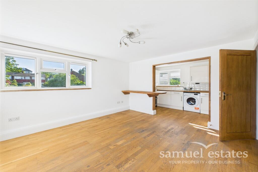 Main image of property: Croydon, London, SE25