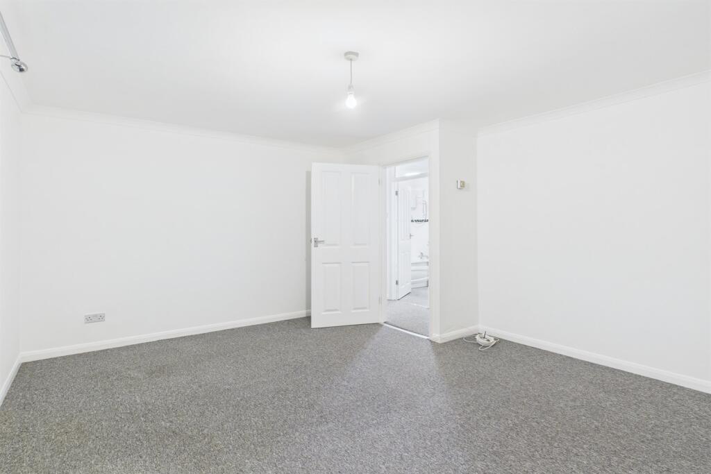 Main image of property: Rochester Court, Avenue Road, London, SE25