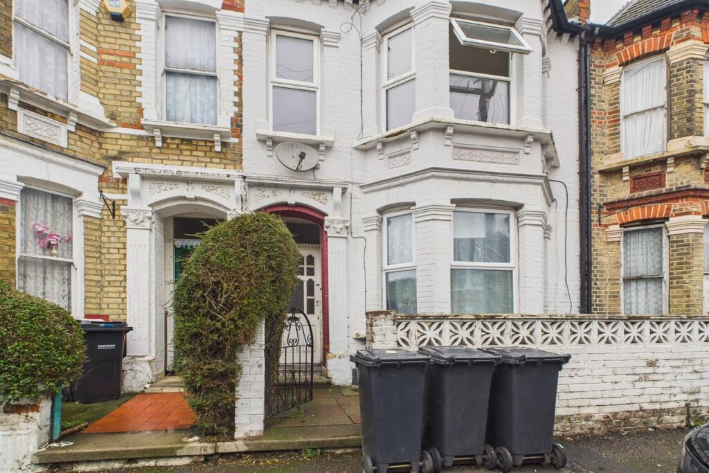 Main image of property: Nova Road, London, CR0