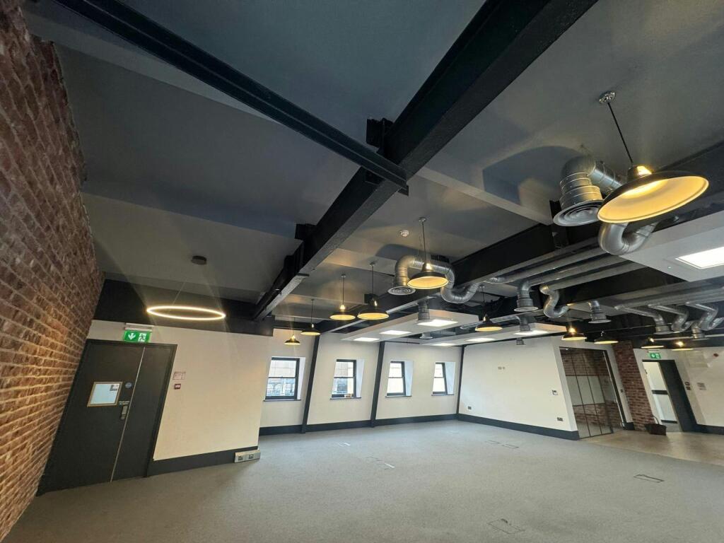 ec522acc c2f3d9f0db97652.JPG