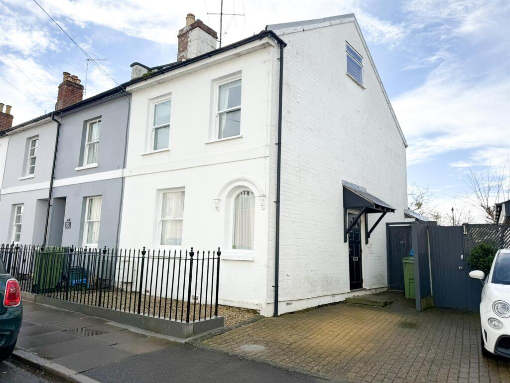 Main image of property: Leckhampton, Cheltenham GL53 0EH