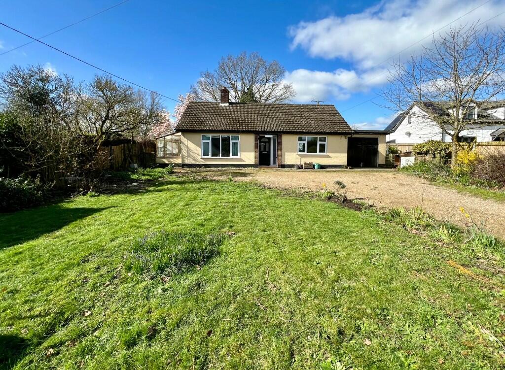 2 bedroom detached house for sale in Cake Street, Old Buckenham NR17