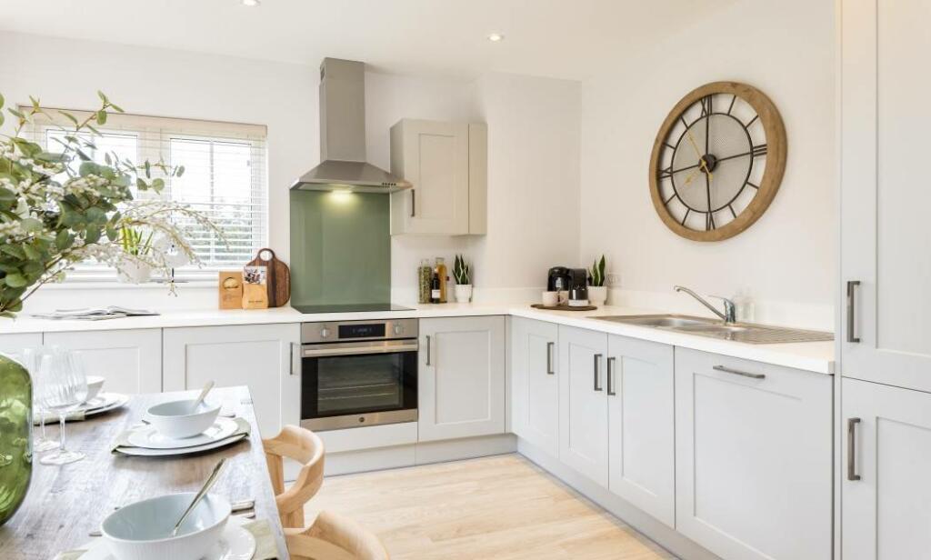 Additional property image - Panfield Road,
Bocking,
Braintree,
CM7 5BJ