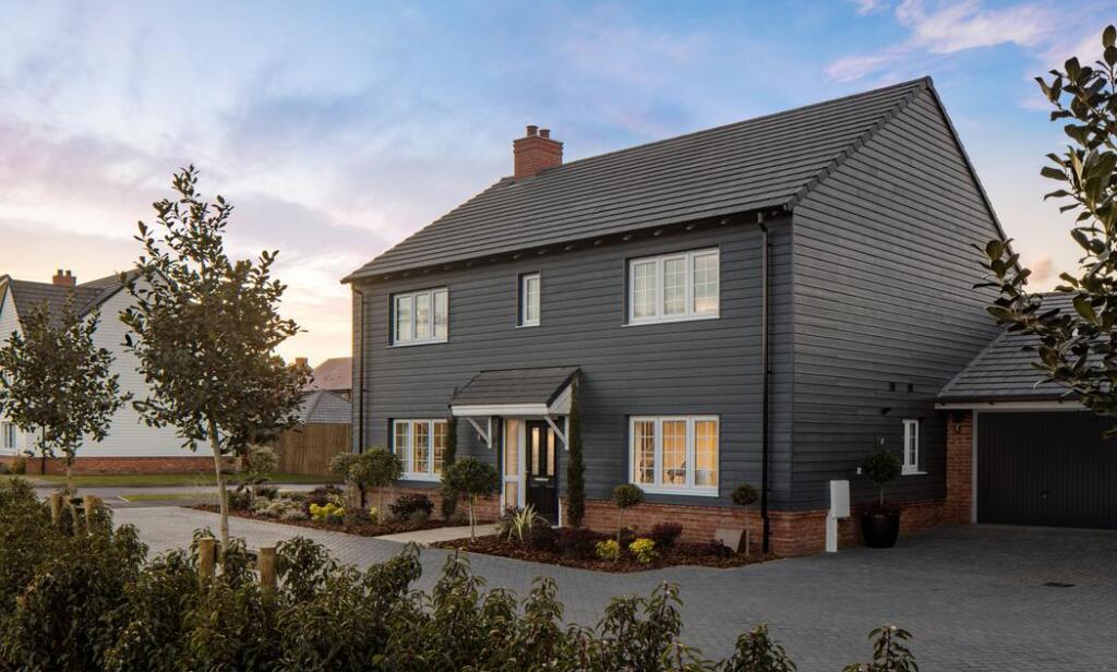 Additional property image - Panfield Road,
Bocking,
Braintree,
CM7 5BJ