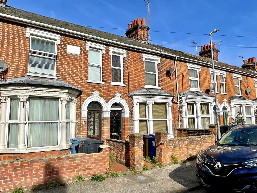 4 bedroom terraced house for sale in Oxford Road, Ipswich, Suffolk, IP4