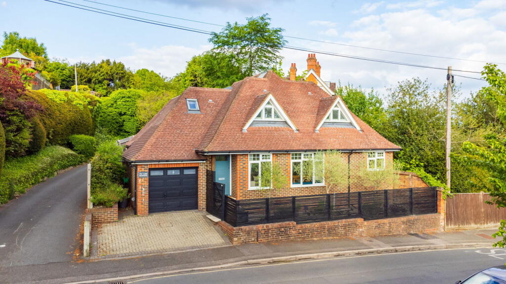 Main image of property: Warwicks Bench, Guildford, GU1