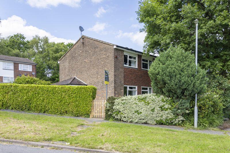 3 bedroom semidetached house for sale in Forest Rise, Crowborough, TN6