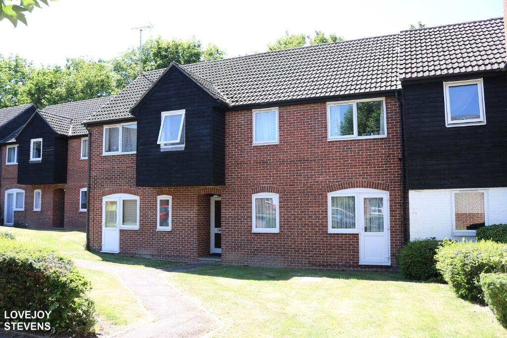 Main image of property: Eeklo Place, Newbury, RG14
