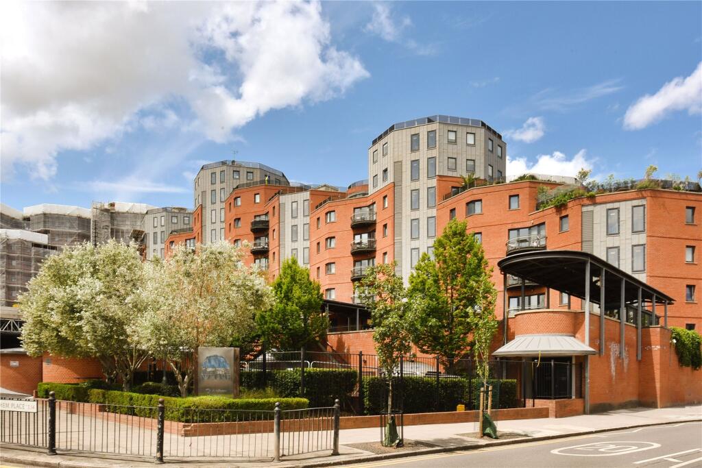 Main image of property: Arnhem Place, London, E14