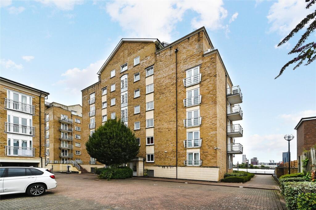 Main image of property: Millennium Drive, London, E14