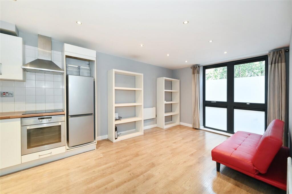 Main image of property: Greatorex Street, London, E1