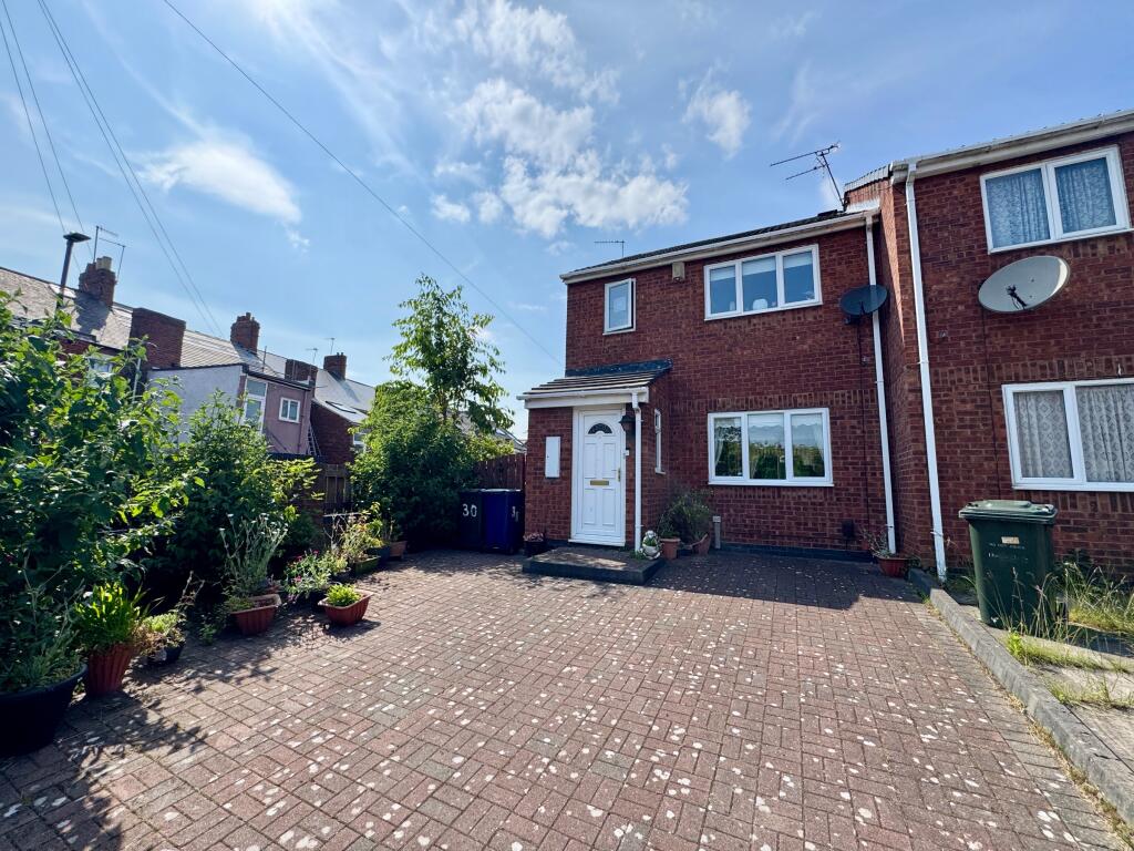 Main image of property: Starbeck Mews, Newcastle upon Tyne