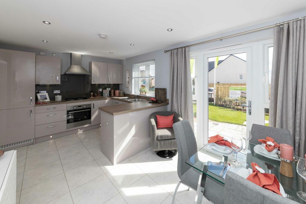 Additional property image - 1 Croftland Gardens,
Cove, Aberdeen,
Aberdeen City,
AB12 3AA
