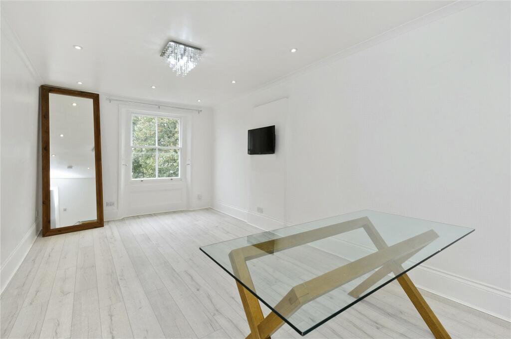 2 bedroom property for rent in Princes Square, London, W2