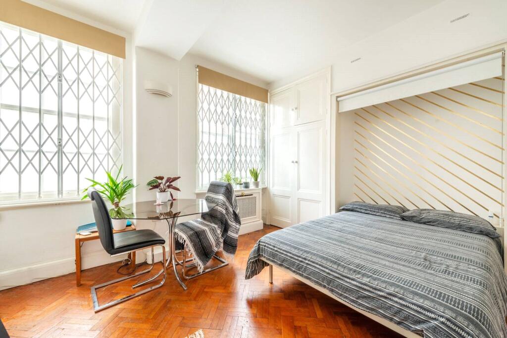 Main image of property: Queensway, London, W2