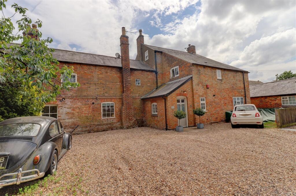 Main image of property: Glen Road, Newton Harcourt