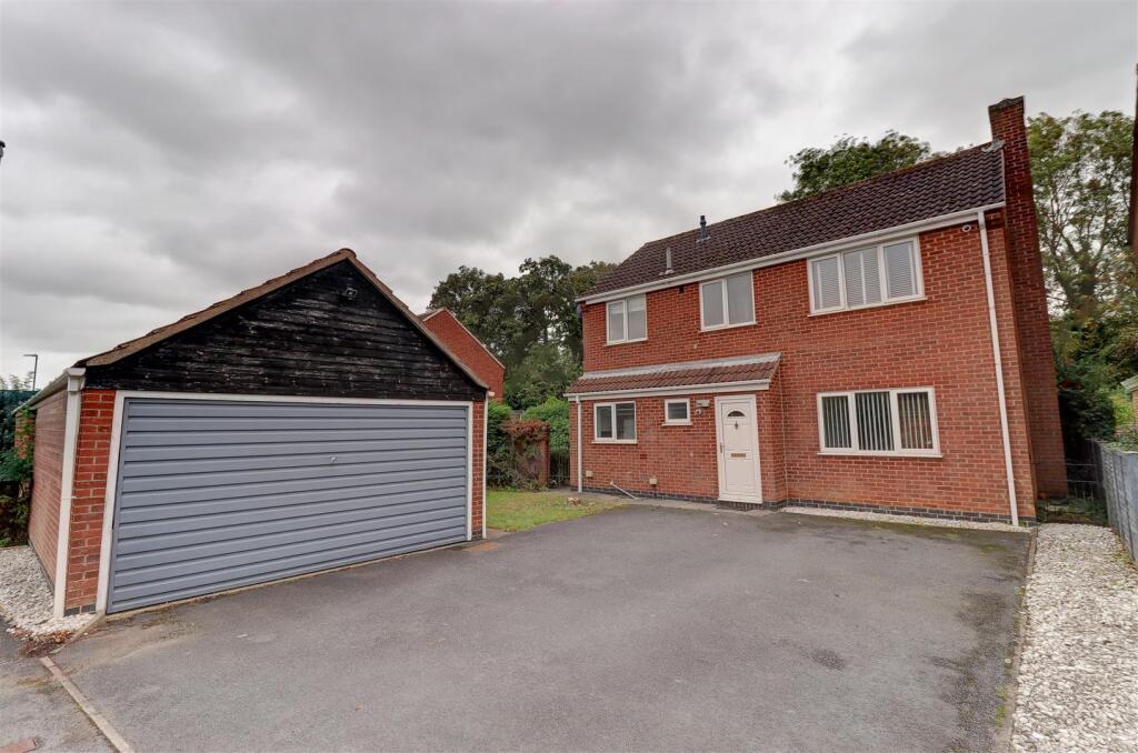 Main image of property: Cottesmore Avenue, Oadby