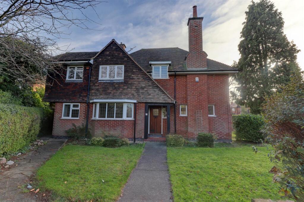 Main image of property: Stoughton Road, Oadby, Leicester
