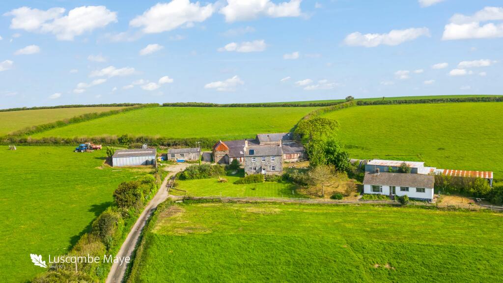 4 bedroom farm house for sale in Aveton Gifford, Kingsbridge, TQ7