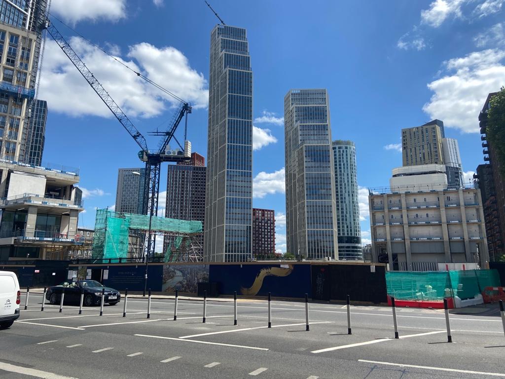 2 bedroom apartment for sale in Carnation Way, Nine Elms SW8