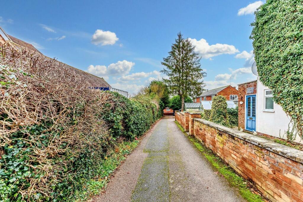 Additional property image - Anderton Close, Shipston-On-Stour