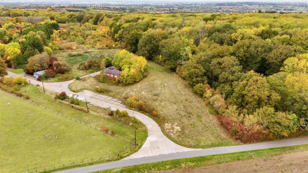 Main image of property: Land adjoining Three Gates Farm, Fosse Way Moreton Morrell, Warwick, CV35 9BZ