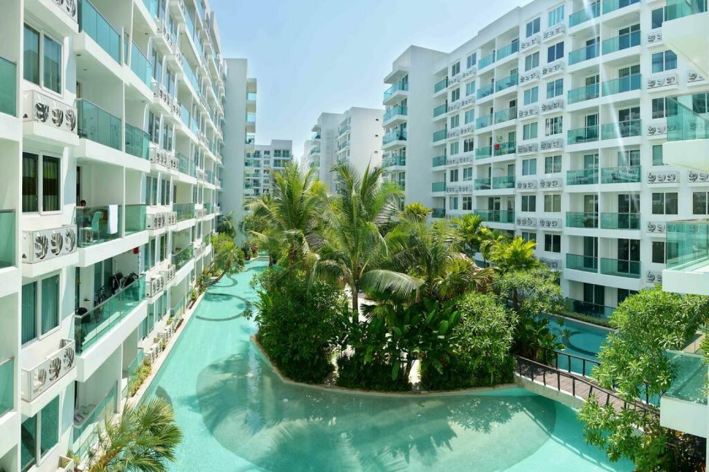 1 bedroom Apartment for sale in Pattaya