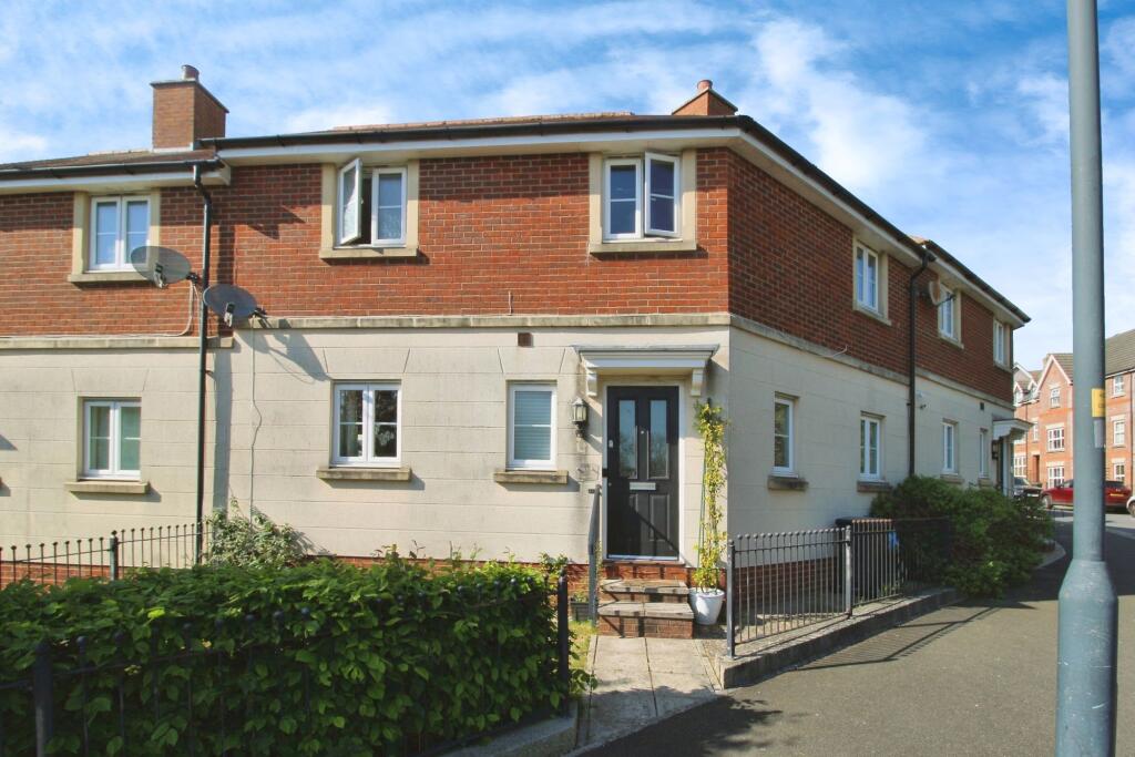 Main image of property: Eastbury Way, Swindon, SN25