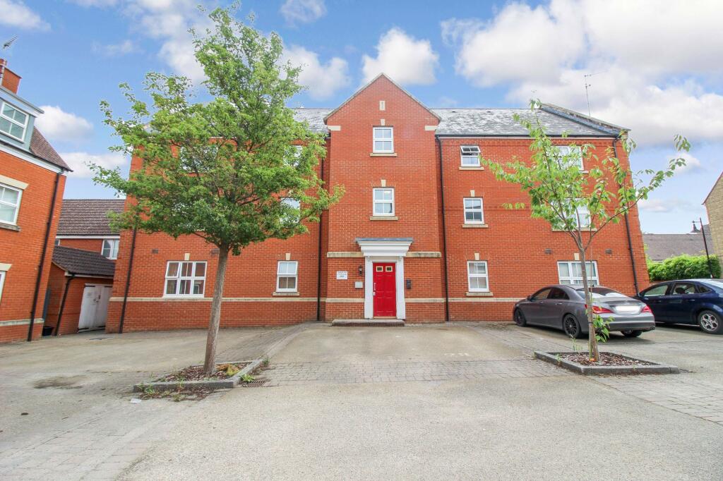 Main image of property: Phoenix Gardens, Swindon, SN25