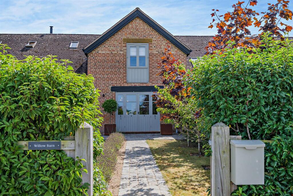 Main image of property: Willow Barn