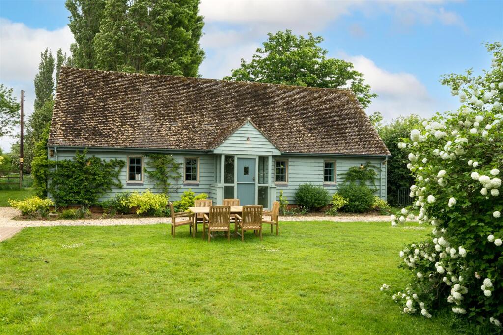 Main image of property: Eynsham