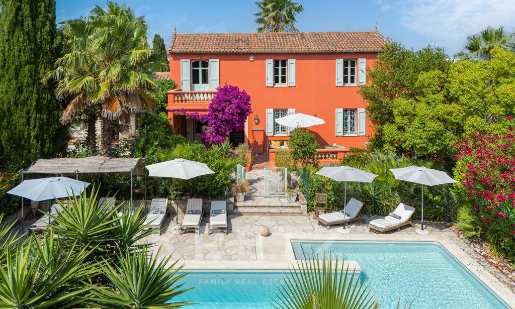 Main image of property: Provence-Alps-Cote d`Azur, Alpes-Maritimes, Antibes