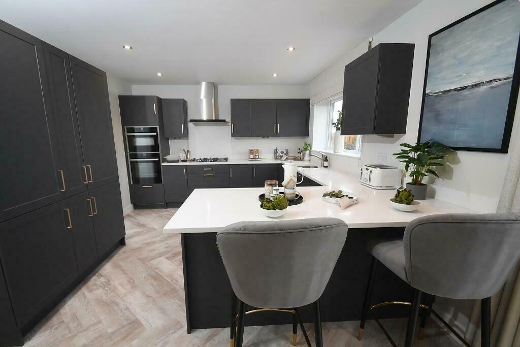 5 bedroom detached house for sale in Off Abbeystead Road, Dolphinholme