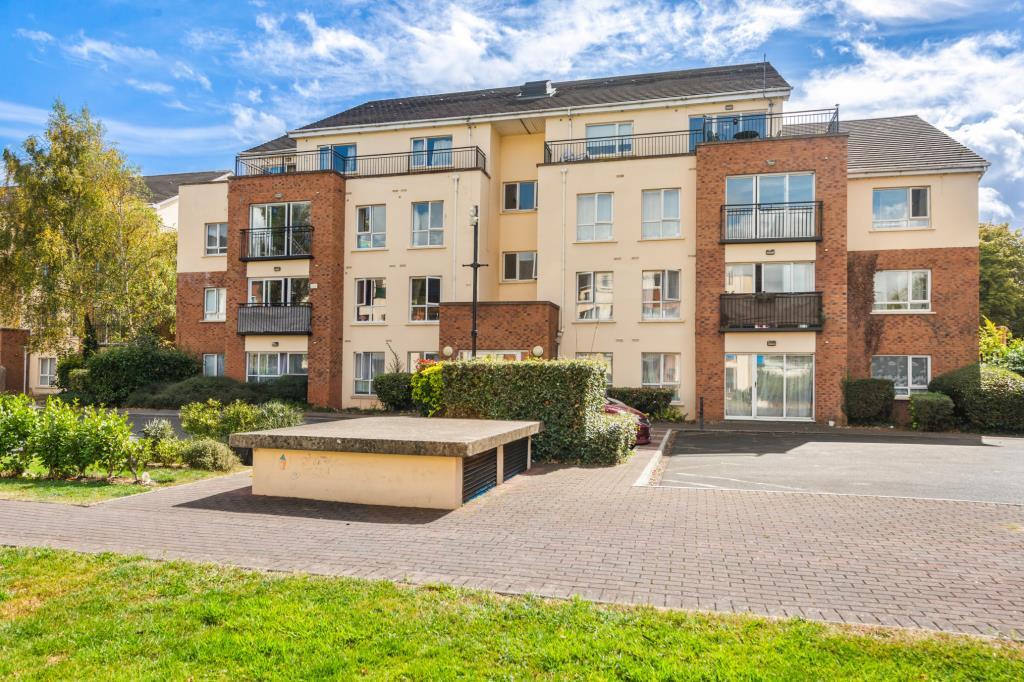 Main image of property: 13 Thornfield Square, Clondalkin, Dublin 22, D22 Y542