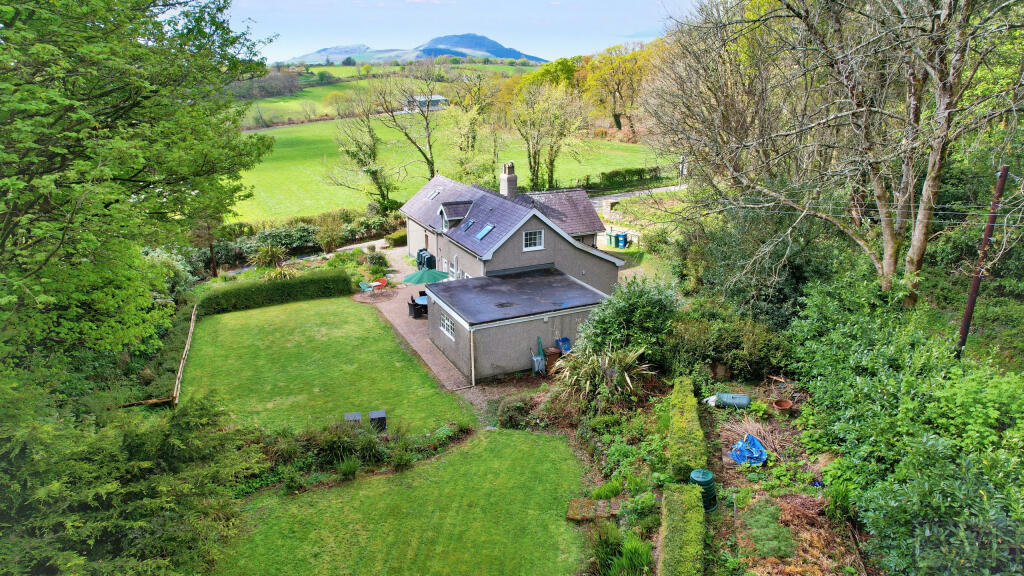 Main image of property: Bwthyn Lon Dywod, Boduan