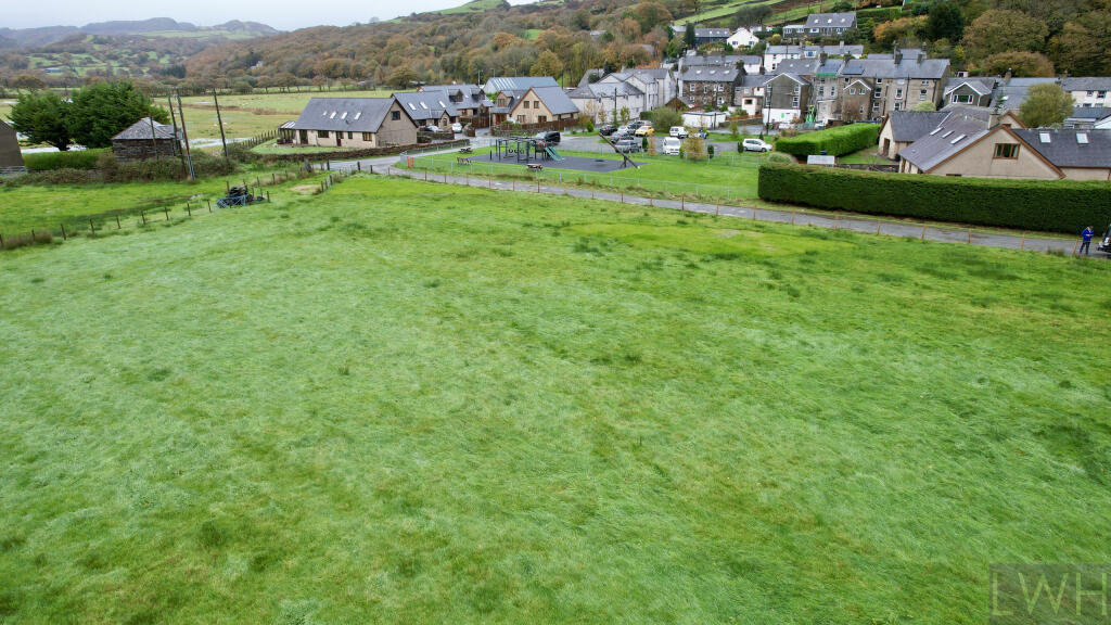 Main image of property: Land South of Station Road, Talsarnau - 4.5ac