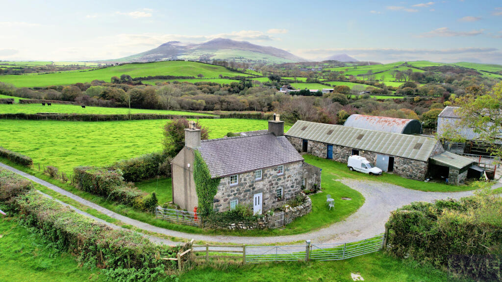 Main image of property: Hendre Bach Farm, Clynnog Fawr - 50.14ac