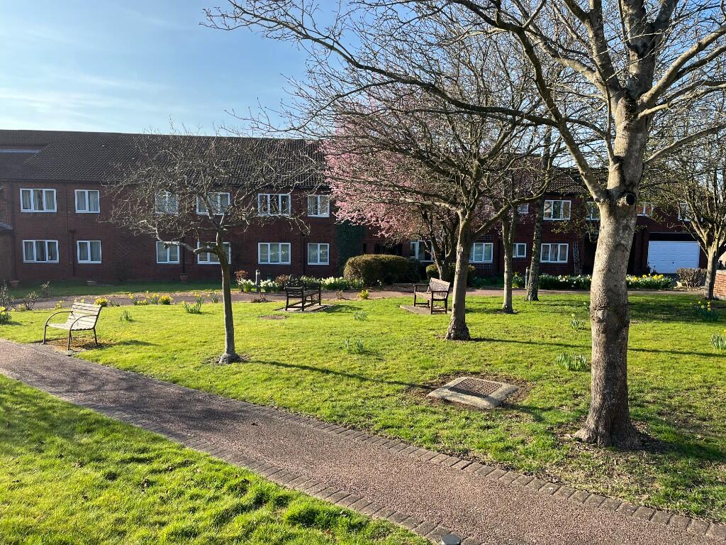 Main image of property: Stephenson Court, Devon Ox Road, CV23 8YS