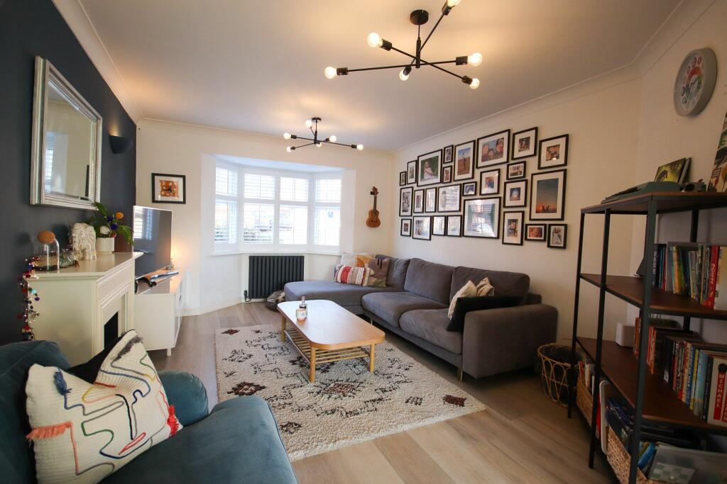 Additional property image - Gelyn-y-Cler, Barry