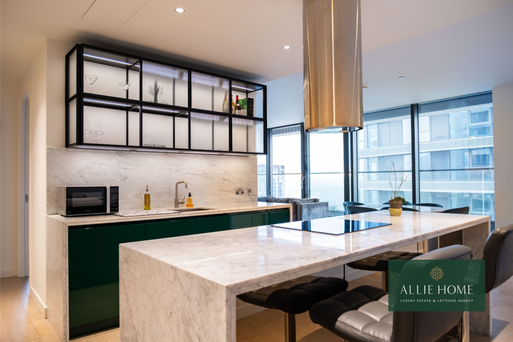 Main image of property: Marsh Wall, London, E14
