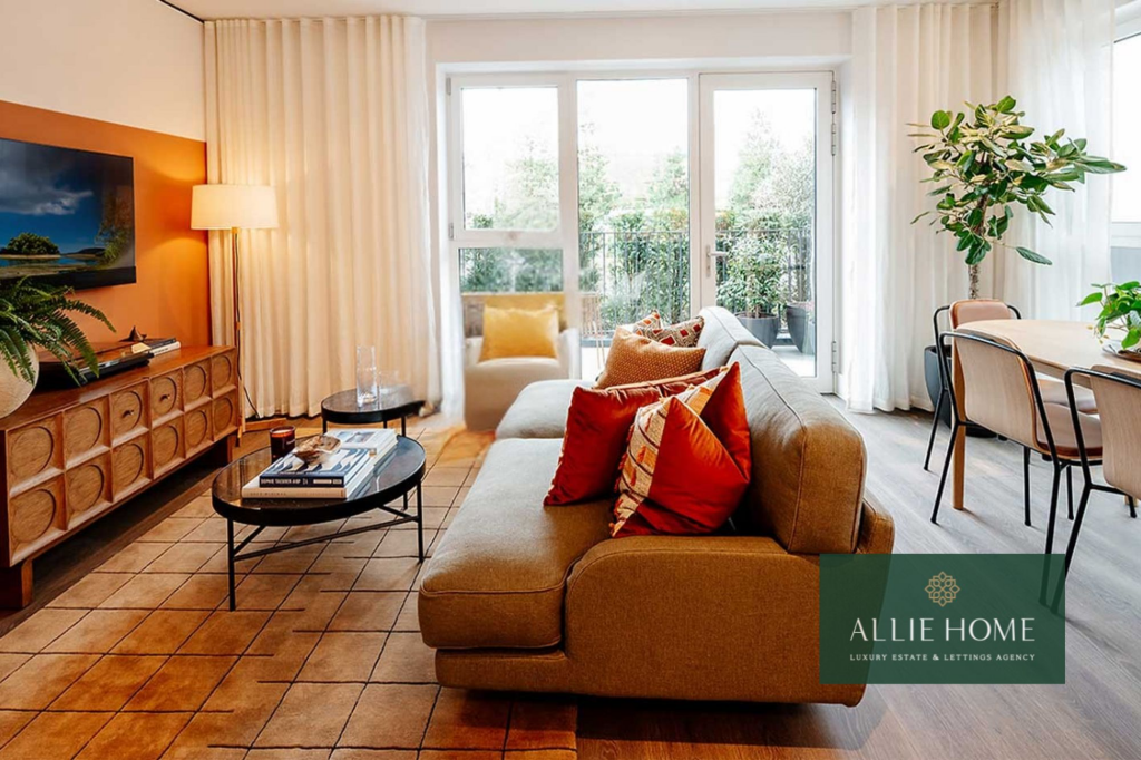 Main image of property: Bow Common Ln, Bow Green, E3