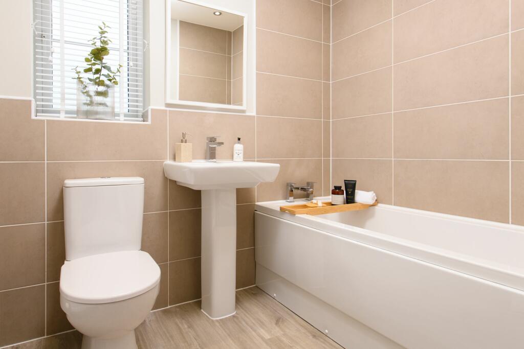 Additional property image - Whitechapel Road, 
Cleckheaton, 
West Yorkshire, 
BD19 6HS