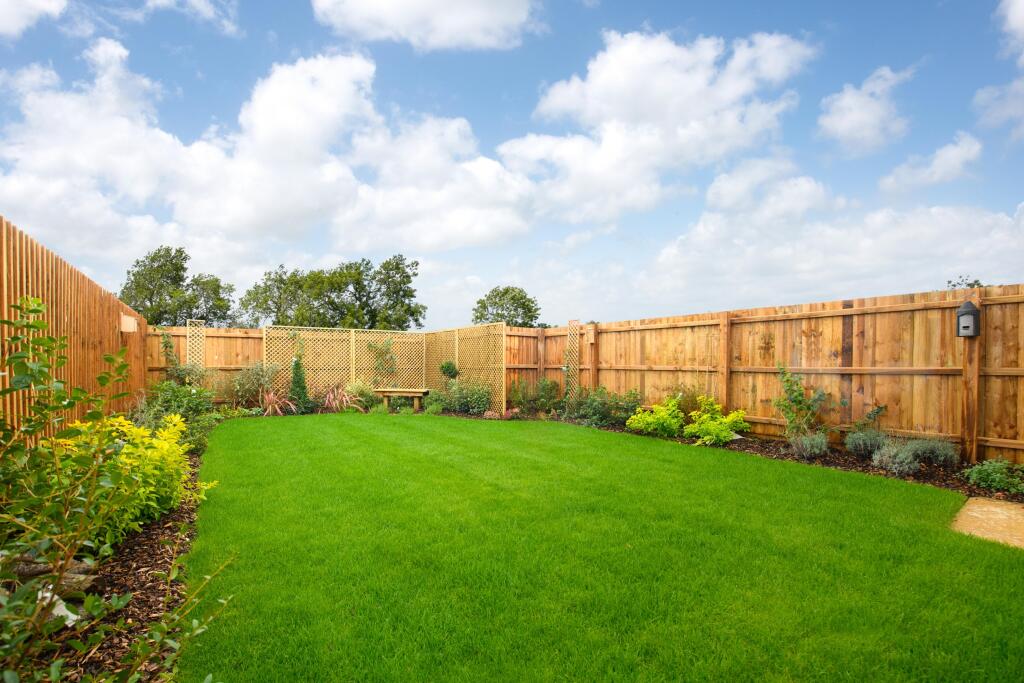 Additional property image - Whitechapel Road, 
Cleckheaton, 
West Yorkshire, 
BD19 6HS