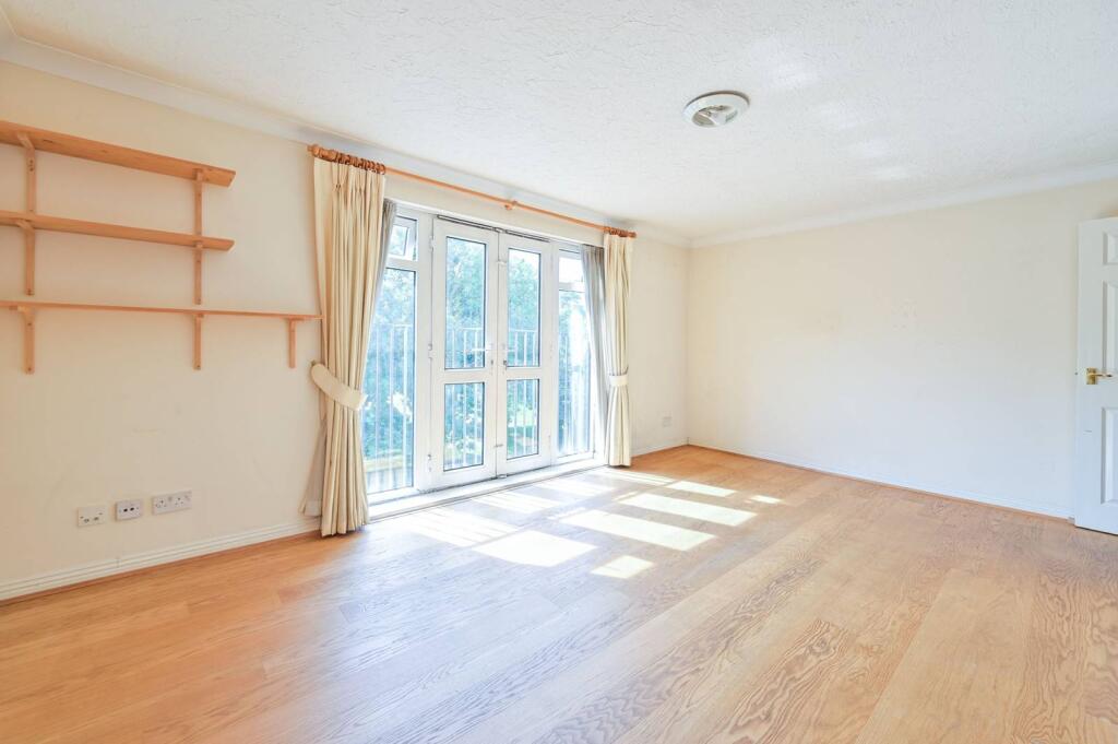 Main image of property: Albany Road, Elephant and Castle, London, SE5