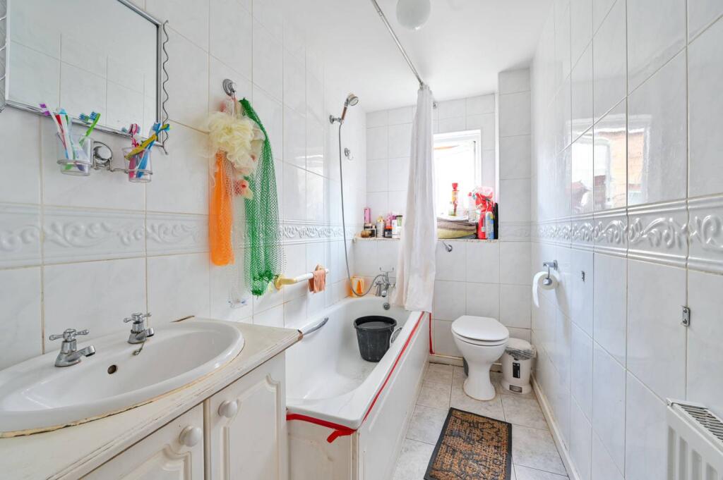 Main image of property: Marlborough Close, Elephant and Castle, London, SE17