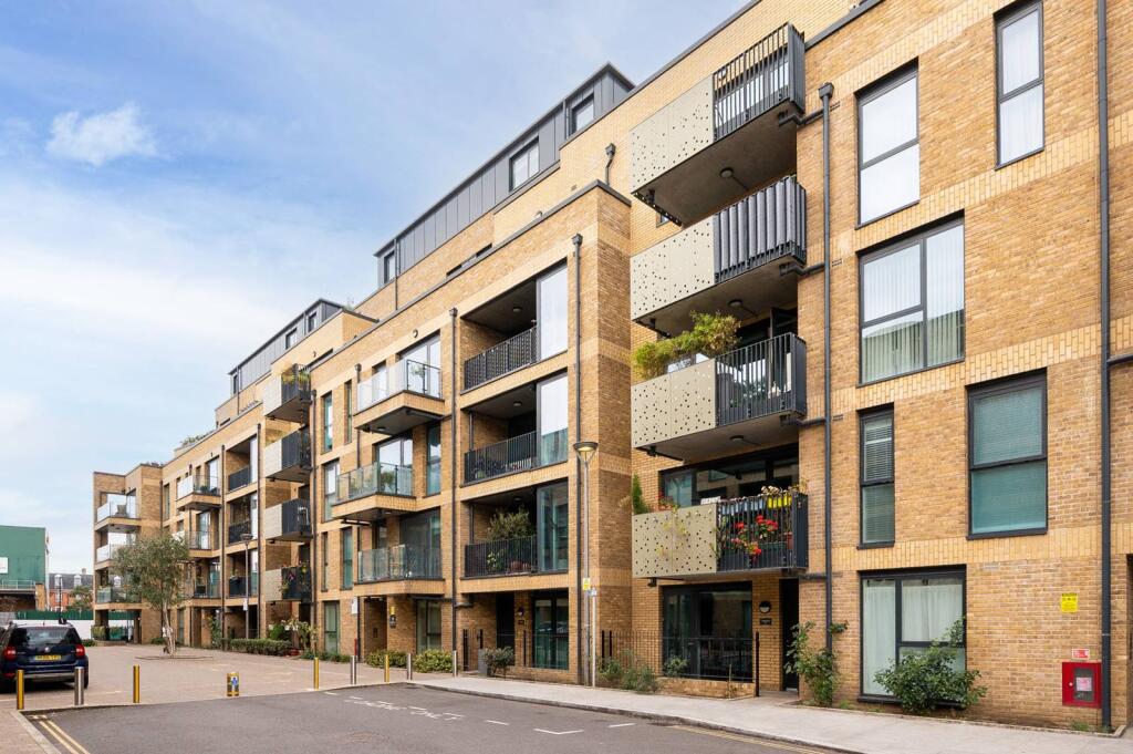 Main image of property: Angel Lane, Elephant and Castle, LONDON, SE17