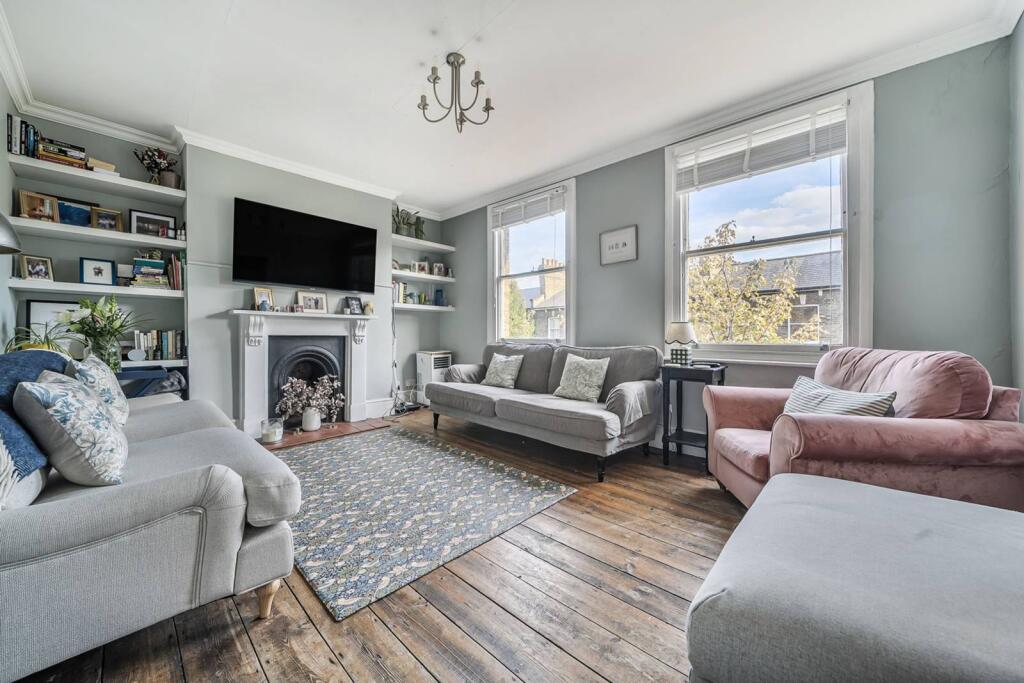 Main image of property: Larcom Street, Elephant and Castle, London, SE17